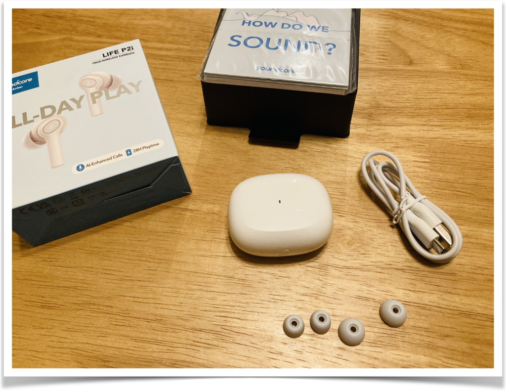 Anker Soundcore Life P2iの付属品詳細